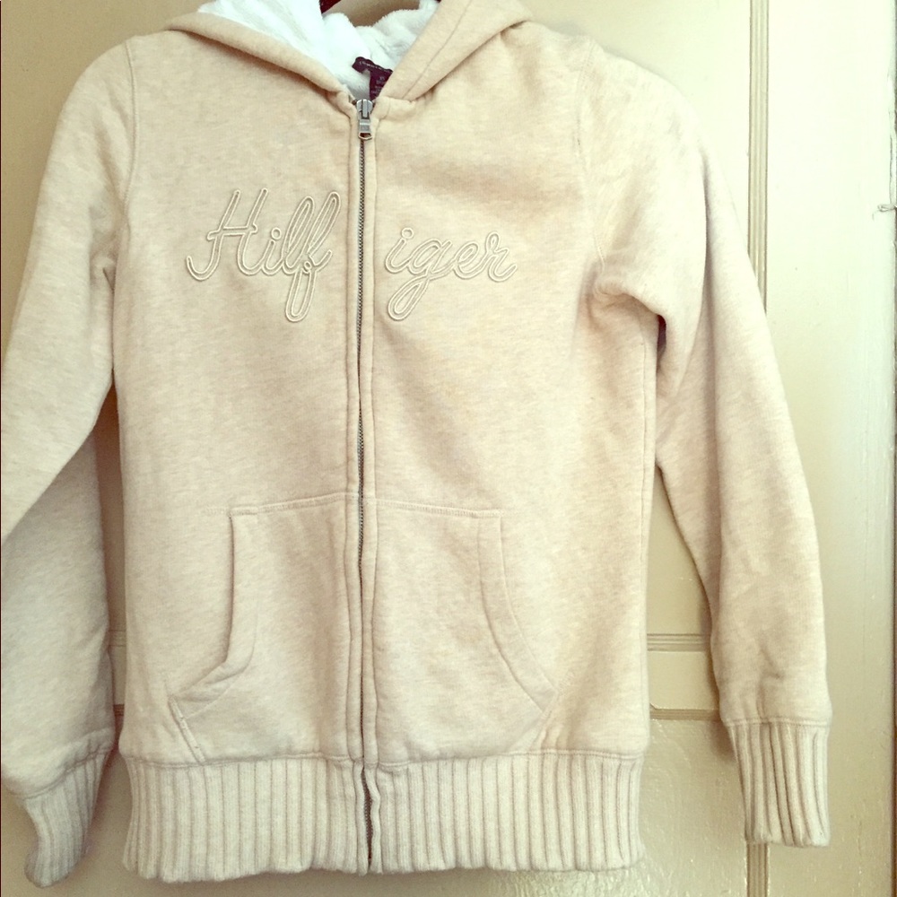Tommy Hilfiger sweater